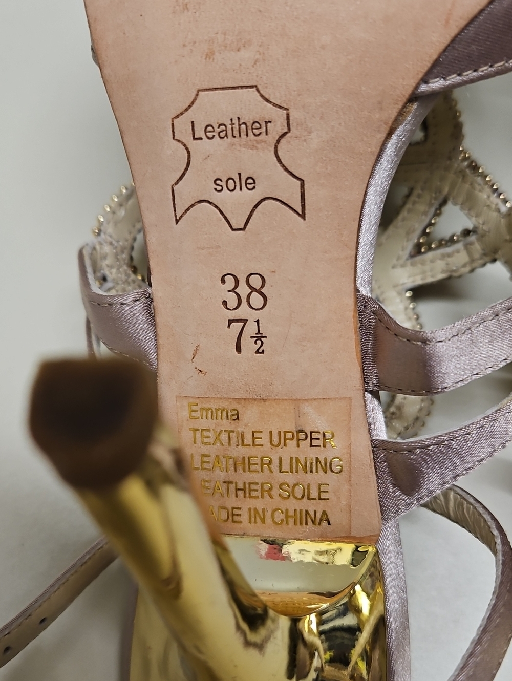 BCBGMAXAZRIA Heels - Picture 10 of 14